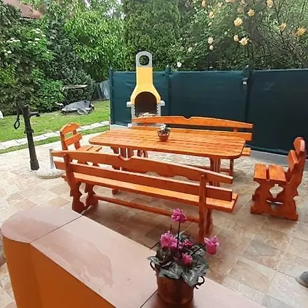 Natalia Vendeghaz 公寓