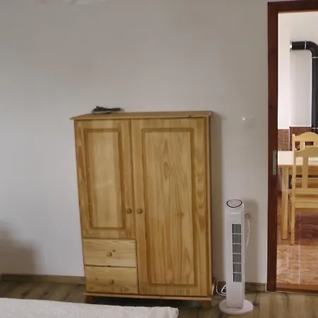 公寓 Natalia Vendeghaz