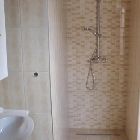 Apartment Natalia Vendeghaz *